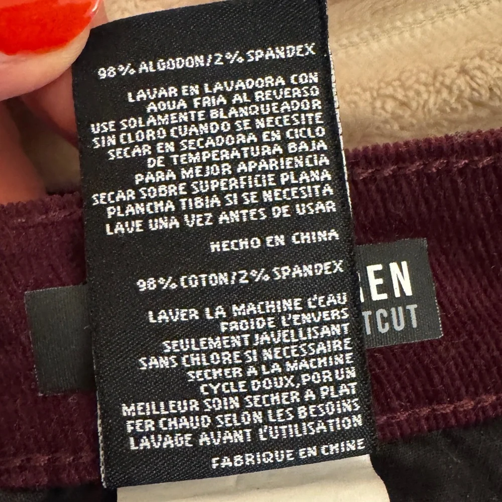 Kut from the Kloth Baby Bootcut Burgundy Corduroy Jeans - Picture 5 of 8